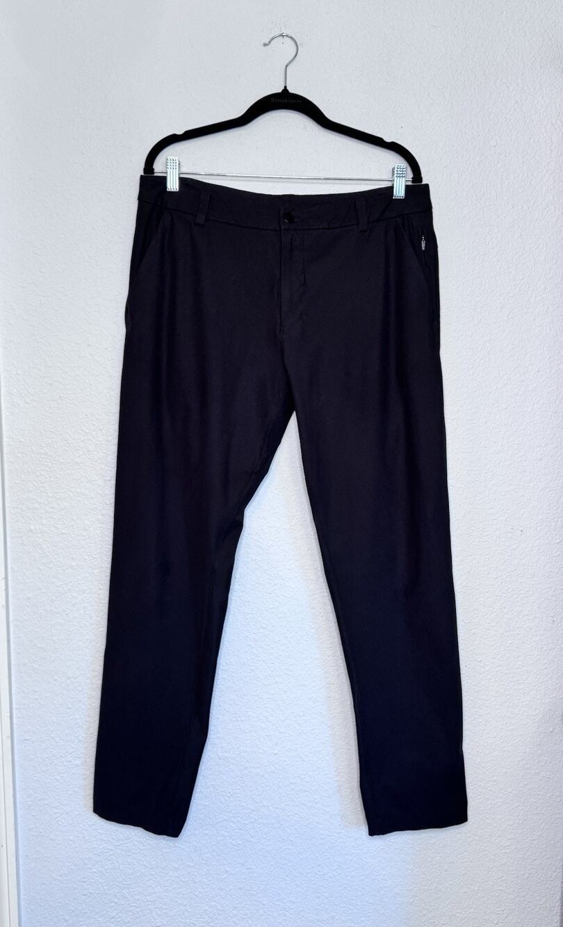 Lululemon Men's Commission Pants Size 34 Black Slim Fit Stretch Performance